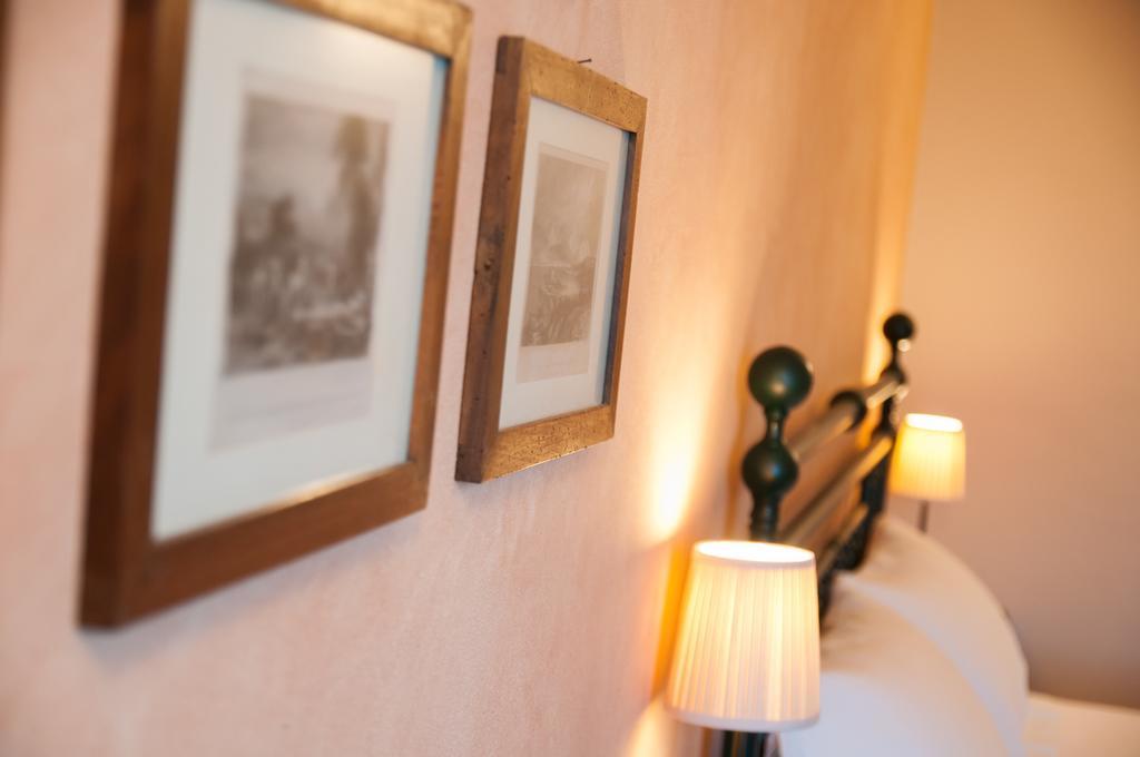 Agriturismo Borgo Tra Gli Olivi Кастильон-Фьорентино Номер фото