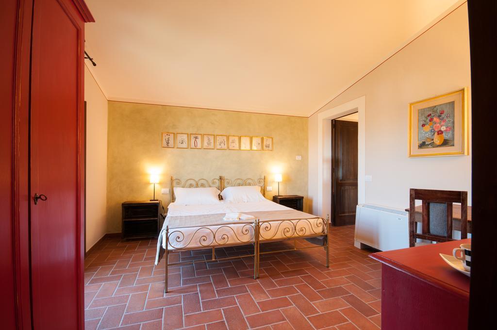 Agriturismo Borgo Tra Gli Olivi Кастильон-Фьорентино Экстерьер фото